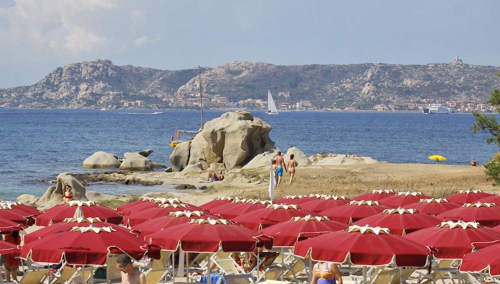 Club Esse Residence Capo D'Orso Palau Kültér fotó